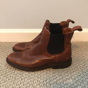 Frye Men’s Brown Chelsea boots. Worn > 5 times